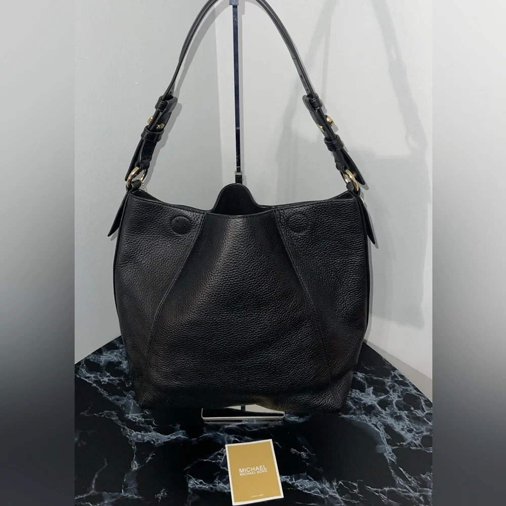 Women’s Handbag MICHAEL KORS Lucy Medium Hobo Shoulder Bag Black AUTHENTIC NEW